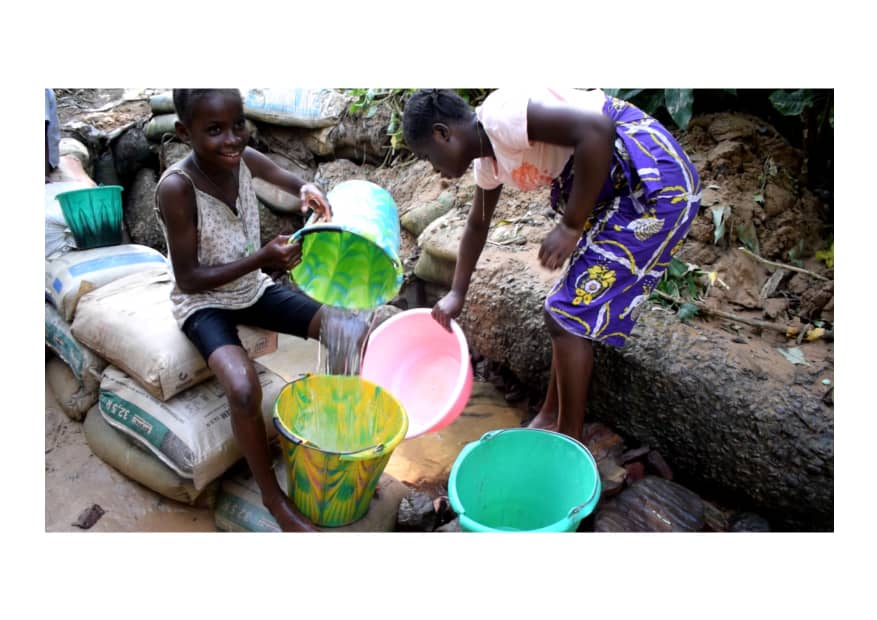 Eau : Même au centre de Kinshasa la capitale, la population boit au marigot