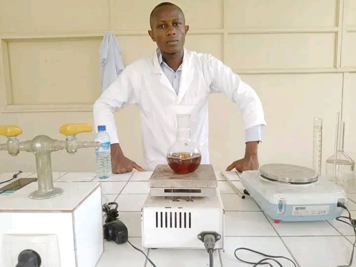 Energie: Un jeune chercheur congolais se lance le défi de produire du biocarburant à Kisangani