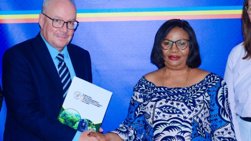 Salubrité : Marie Nyange Ndambo reçoit le président du Cremer Group pour renforcer la coopération dans le recyclage des plastiques